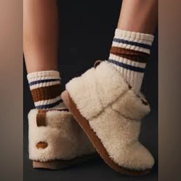 Free People Emu Stinger Micro Teddy Slipper Boots - Picture 4 of 11